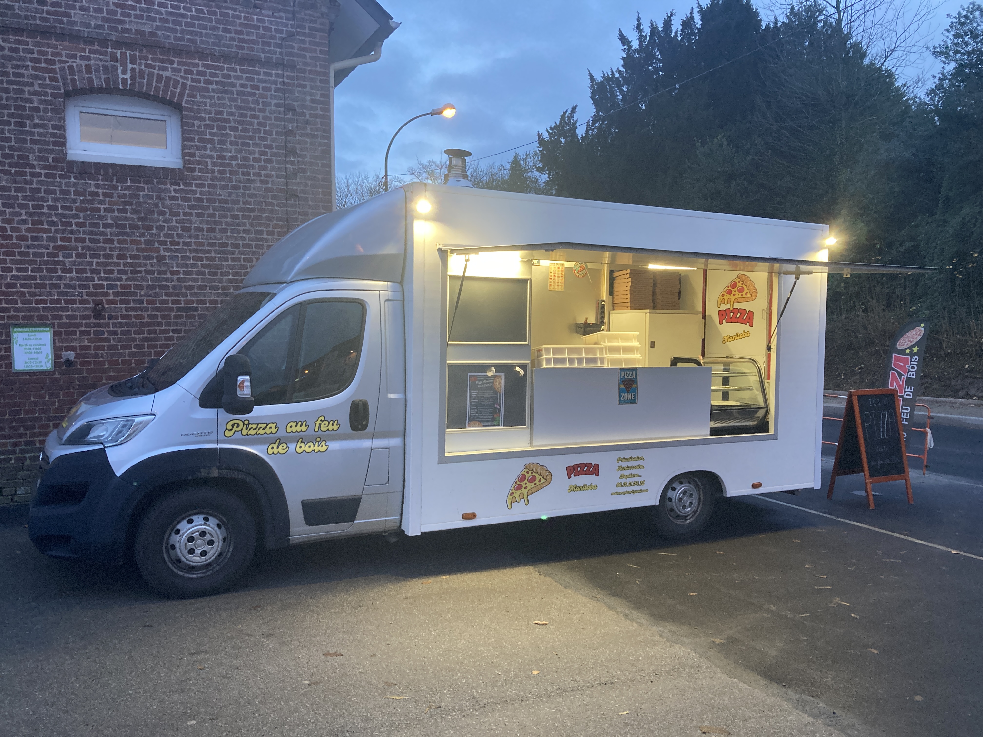 Pizza Manitoba — le food truck ouvert le vendredi soir